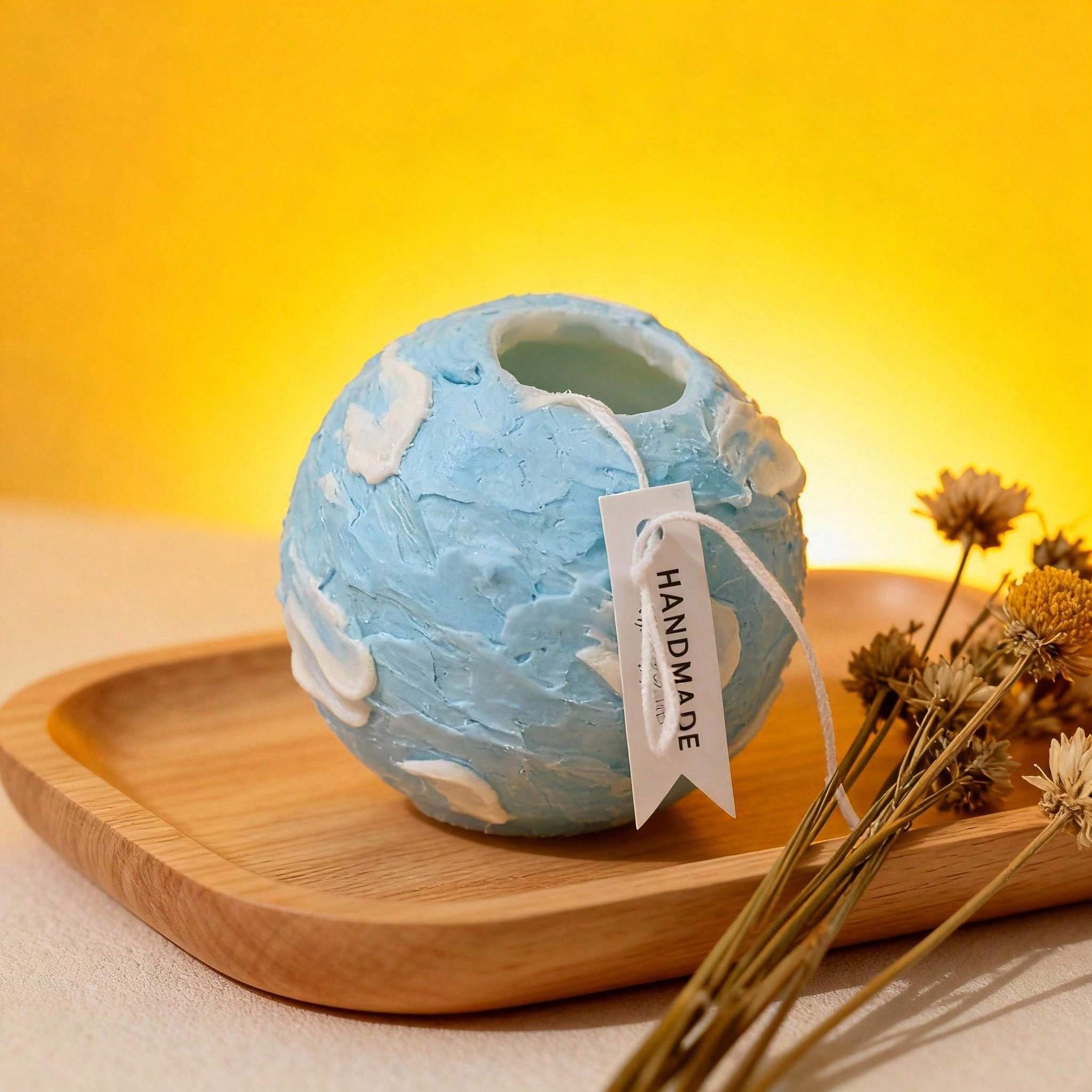 Innovative Spinning Globe Scented Candle Hand Poured Wax with Round