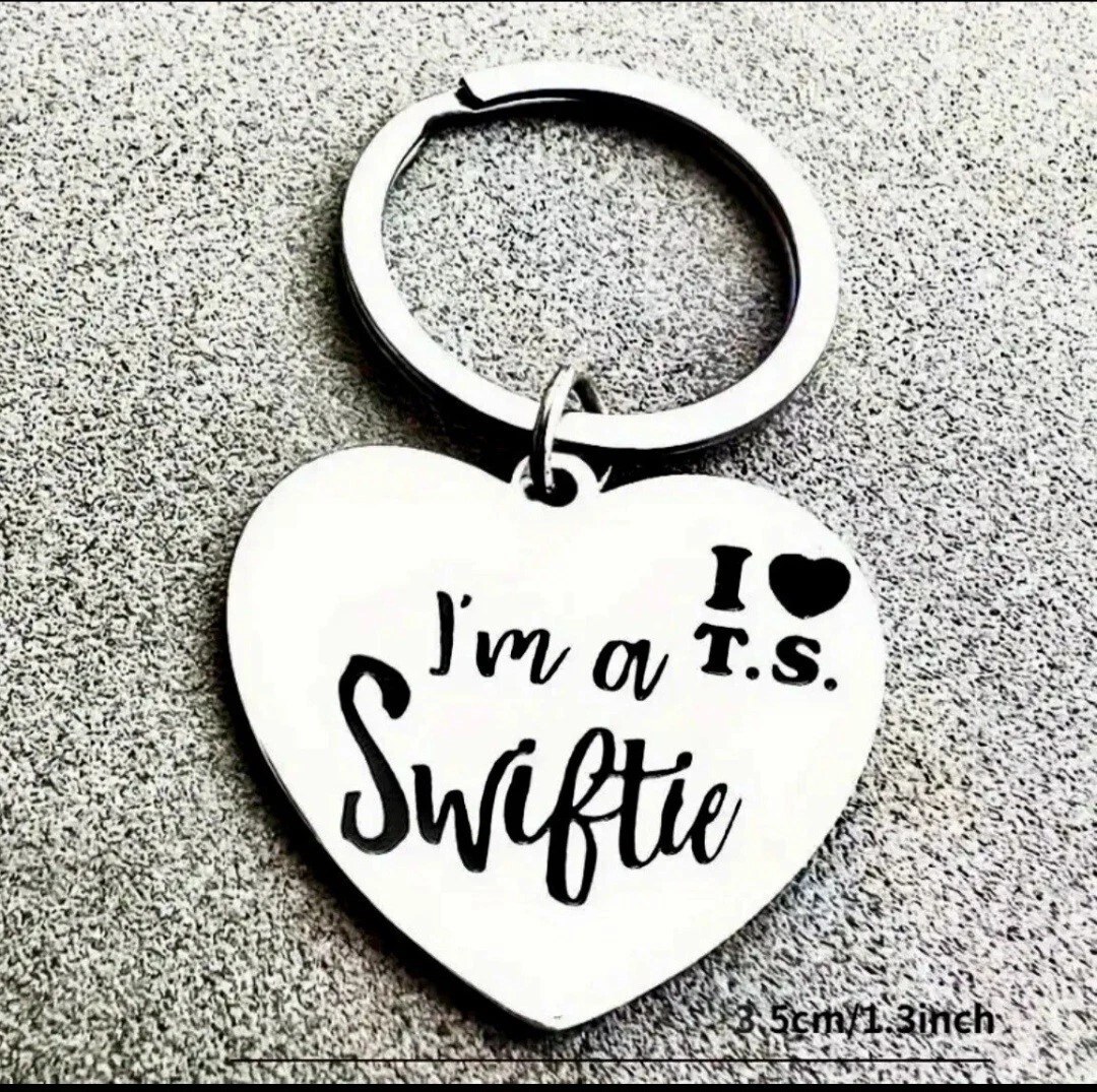 4 Pcs Keychain For Singer, Heart Shaped Key Rings Gifts For Teen Girls Daughter Women, Cute Music Pendant, Silver