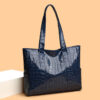 Korean Stylish Simple and Versatile Commuters' Tote Bag